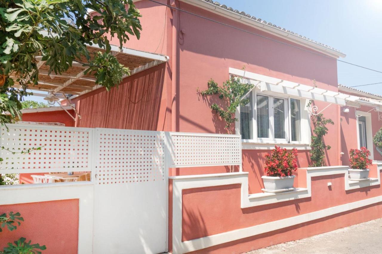 Villa Lefko'S House- Contemporary, Fully Renovated House à Kassiopi Extérieur photo